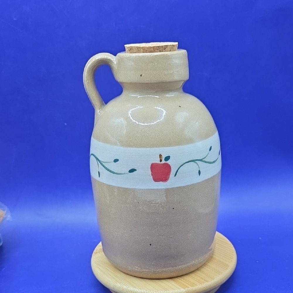 Mill Creek Stoneware Jug with Apple Design